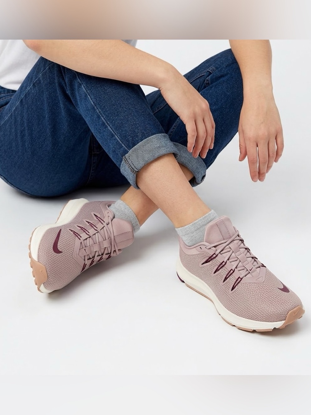 Nike Quest Plum Chalk/True Berry BV6139 500 Women’s Size 9.5 Running Shoes Mesh